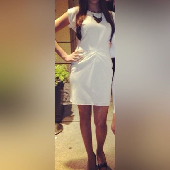 Guess White Dress - Picture 2 of 2